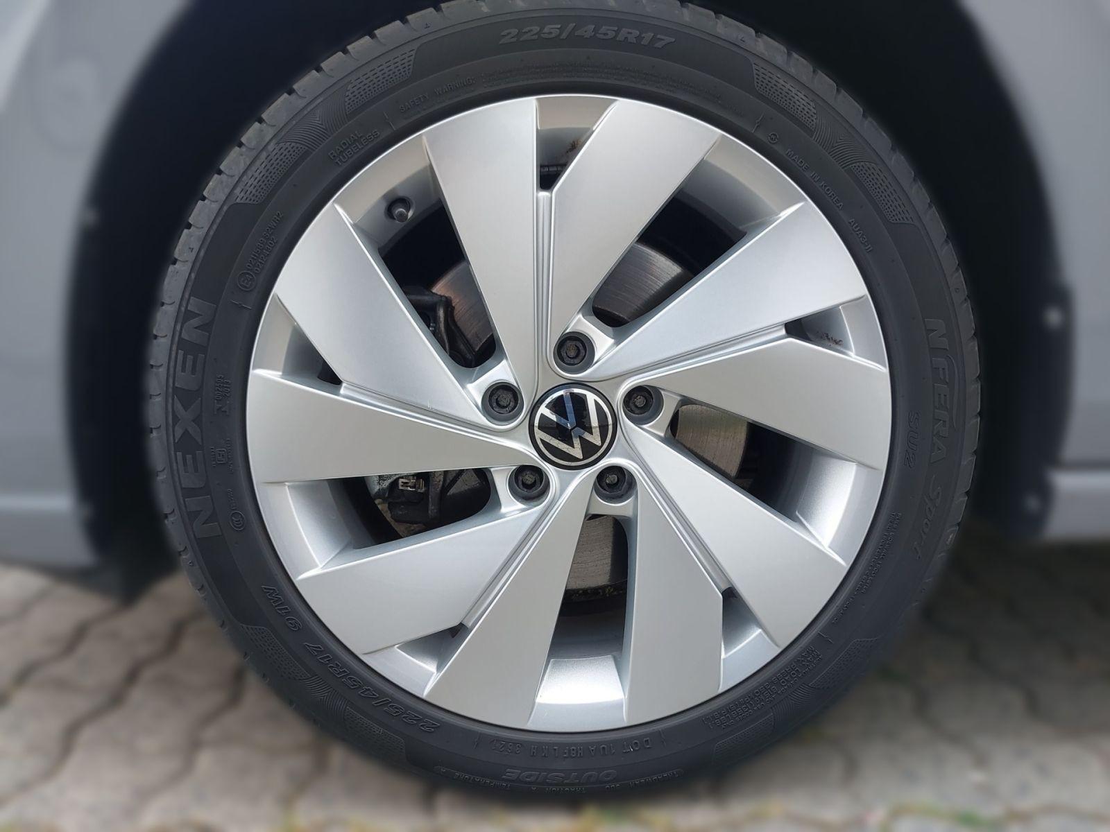 Volkswagen Golf VIII Variant 2.0 TSI DSG Style Navi AHK Pan, миниатюра 3