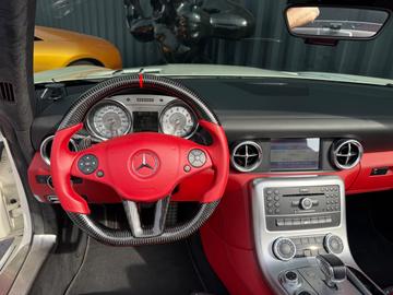صورة 9 لـ 2012 Mercedes-BENZ SLS AMG