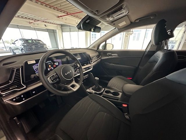 Fahrzeugabbildung Kia Sportage Vision 1.6 MHEV VerkehrszeichenERK LED