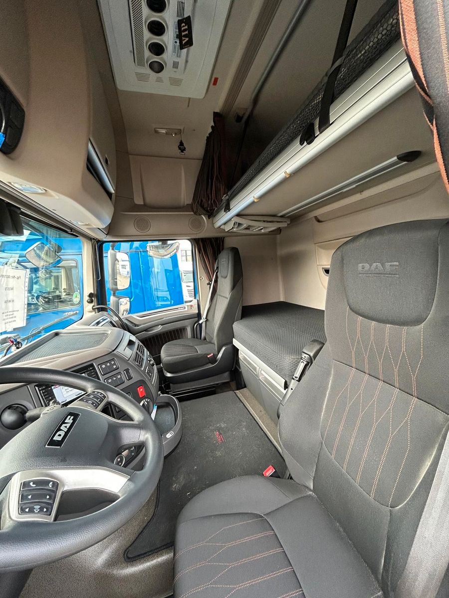 Fahrzeugabbildung DAF 12 Stück SSC, Intarder, Klima, Bj.2021