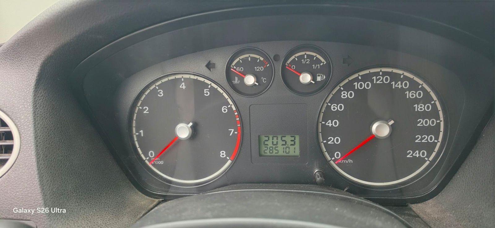 Ford Focus 2006 — photo 7