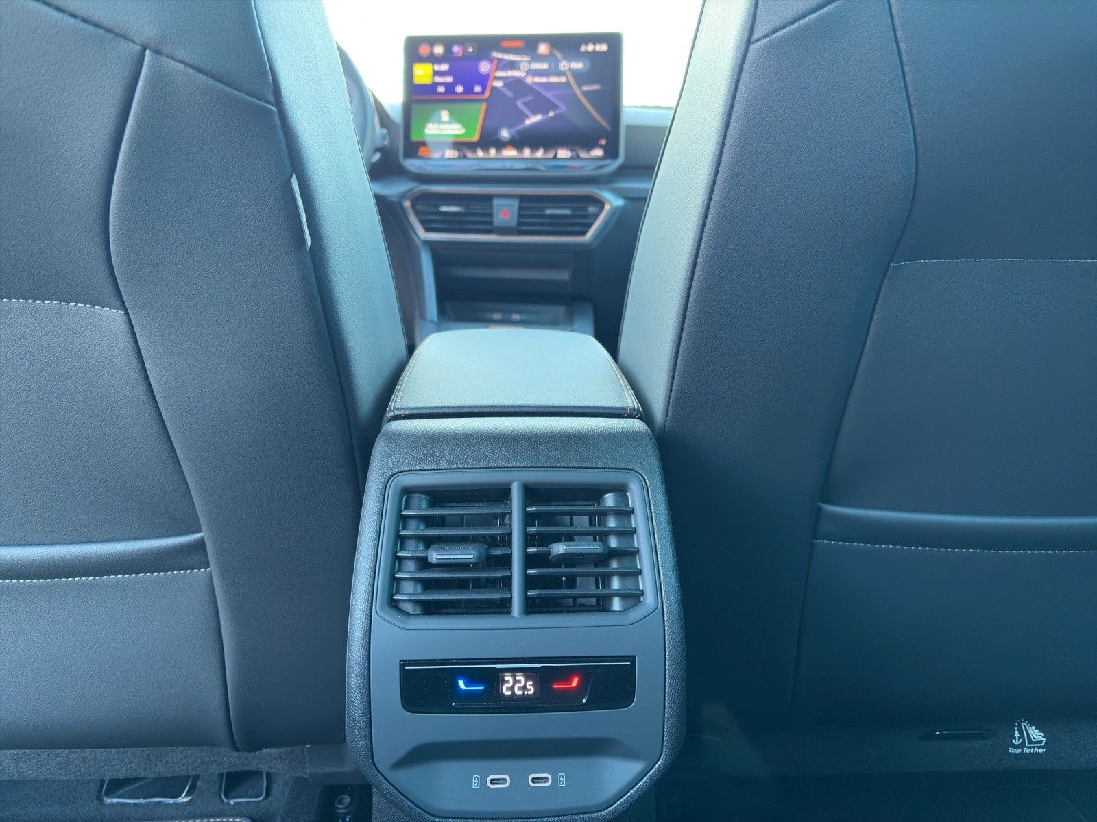 Fahrzeugabbildung CUPRA Formentor 1.5 eTSI DSG AHK/ACC/SHZ/NAVI/RFK