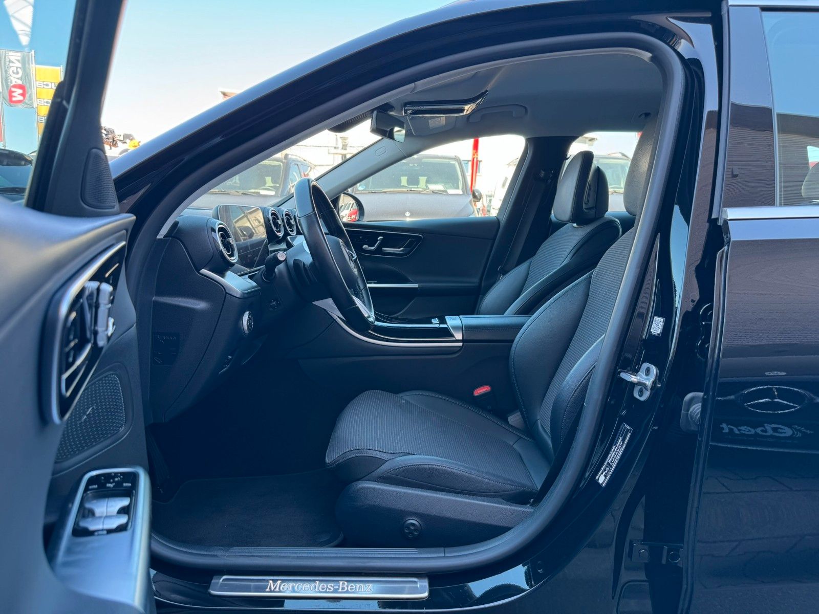 Fahrzeugabbildung Mercedes-Benz C 200d T Avantgarde+AHK+Memory+AmbiPrem+RFK+TotW