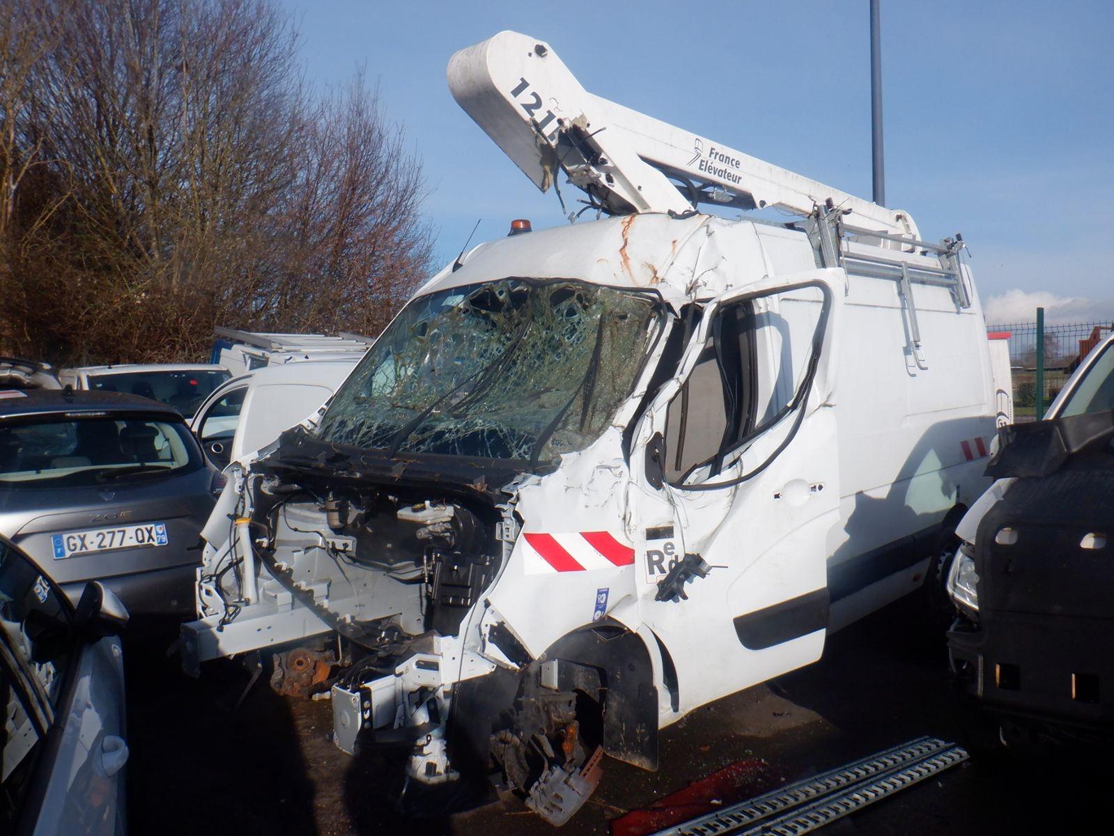 Renault MASTER NACELLE L2H2