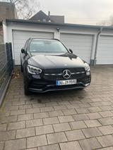 Mercedes-Benz GLC 300 e 4MATIC Autom. - JUNGE STERNE - Mercedes-Benz GLC 300 in Duisburg