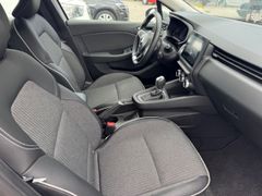 Fahrzeugabbildung Clio V Intens E-TECH 140