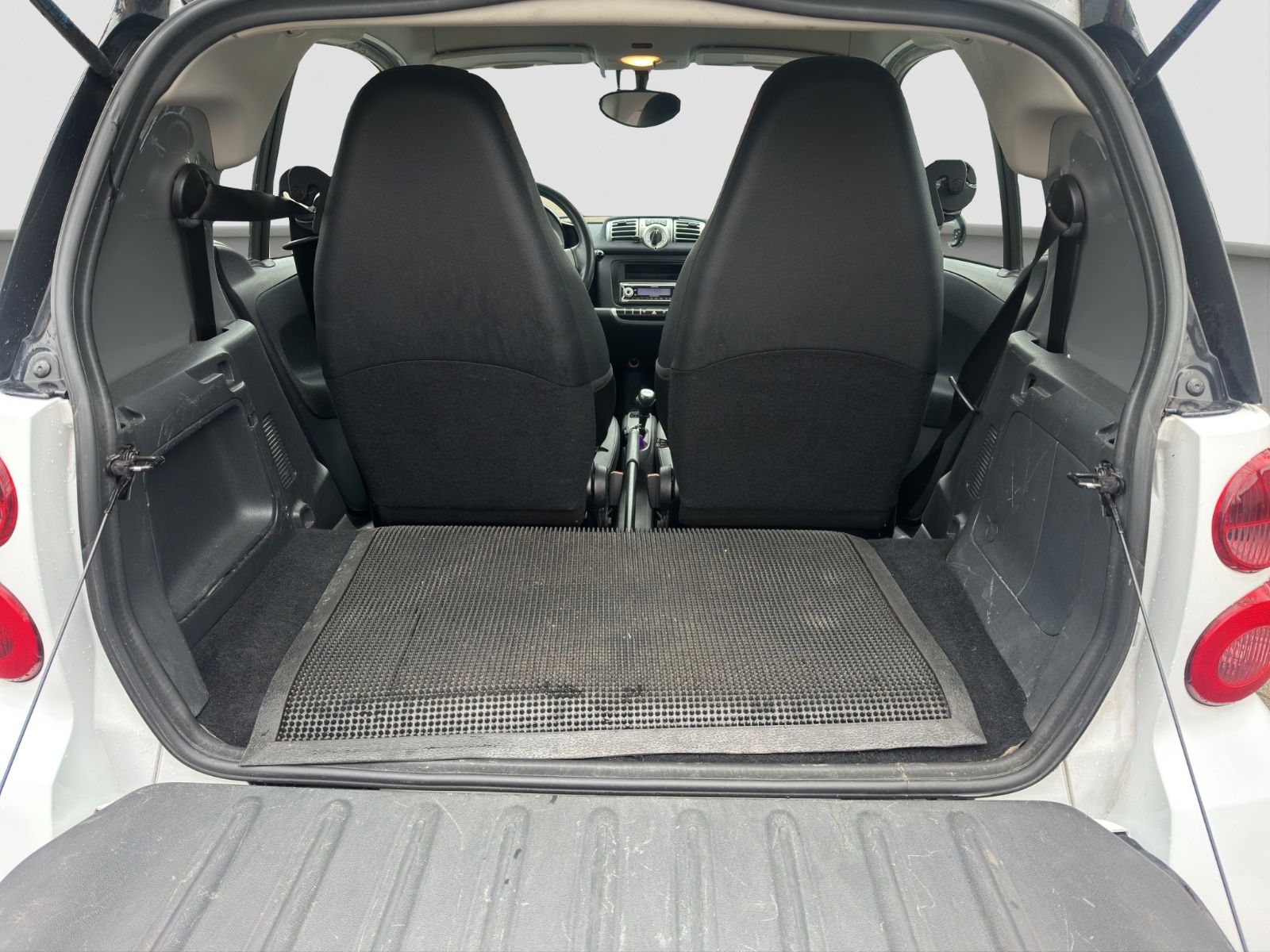 Fahrzeugabbildung Smart ForTwo coupe Micro Hybrid/Leder/Klima/TÜV