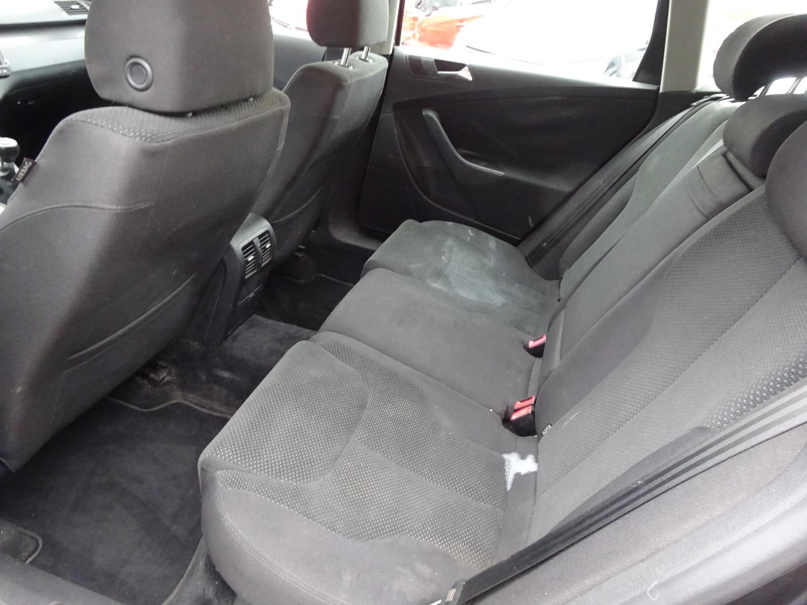 Volkswagen Passat 2006 — photo 8