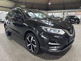 Nissan Qashqai 1.3i Akari Leder Panorama LED Navi - Nissan Qashqai Gebrauchtwagen in Bonn