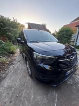 Opel Combo Life 1.2 Turbo 96kW Ultimate XL Auto U... - schwarze Opel Combo Life