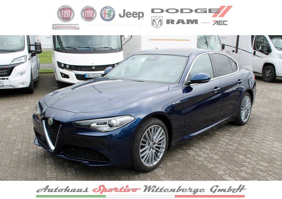 Alfa Romeo Giulia 2.0, Navi,ACC,Panorama,8-fach,HarmanKardo