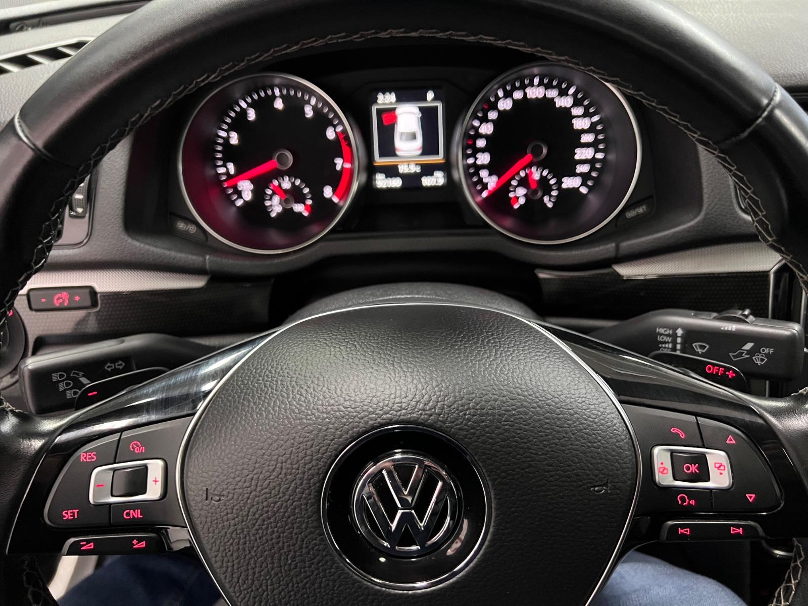 Volkswagen Passat GT 3.6 V6 DSG*LEDER*NAVI*R-KAM*LED*ACC*