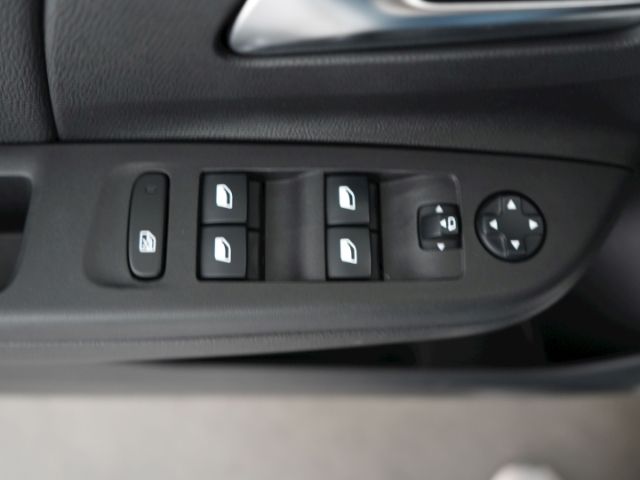 Corsa-e F GS-LINE 50kWH AT+LED LICHT+NAVI+RÜCKFA