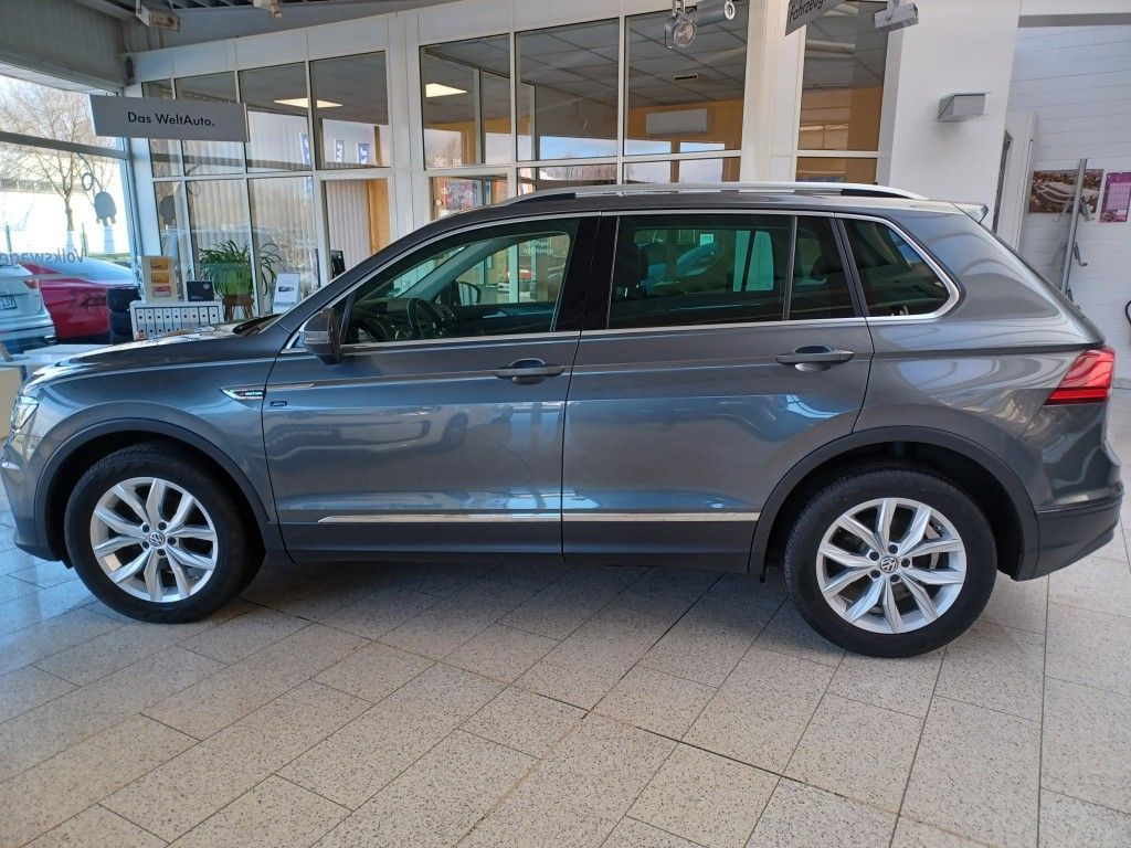 Fahrzeugabbildung Volkswagen Tiguan 2.0 TDI 4Motion DSG Join Sthzg, Navi, ACC