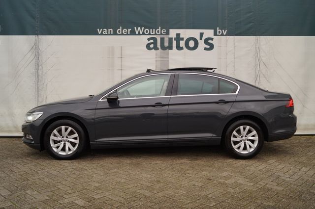 Volkswagen Passat 1.6 TDI Comfortline Business 4-drs -PANO-