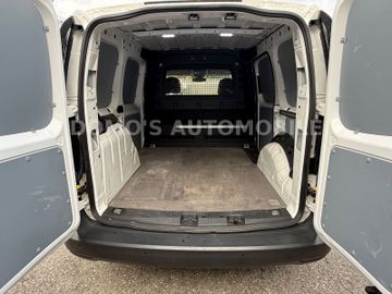 Volkswagen Caddy - 12