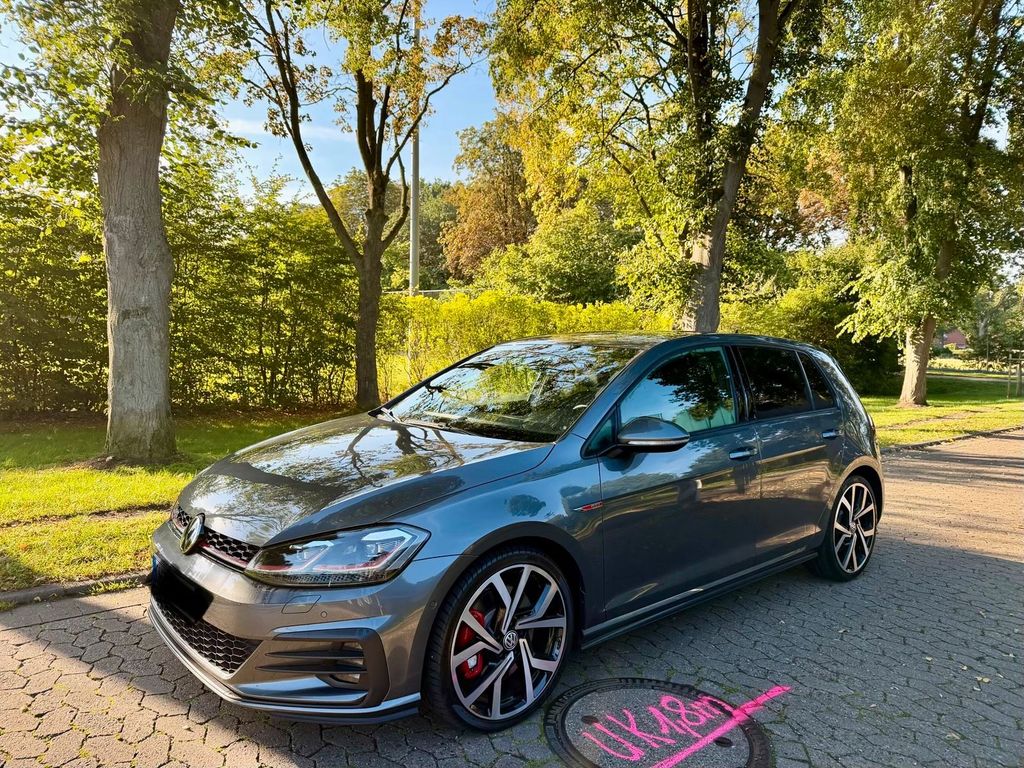 Image of Volkswagen Golf