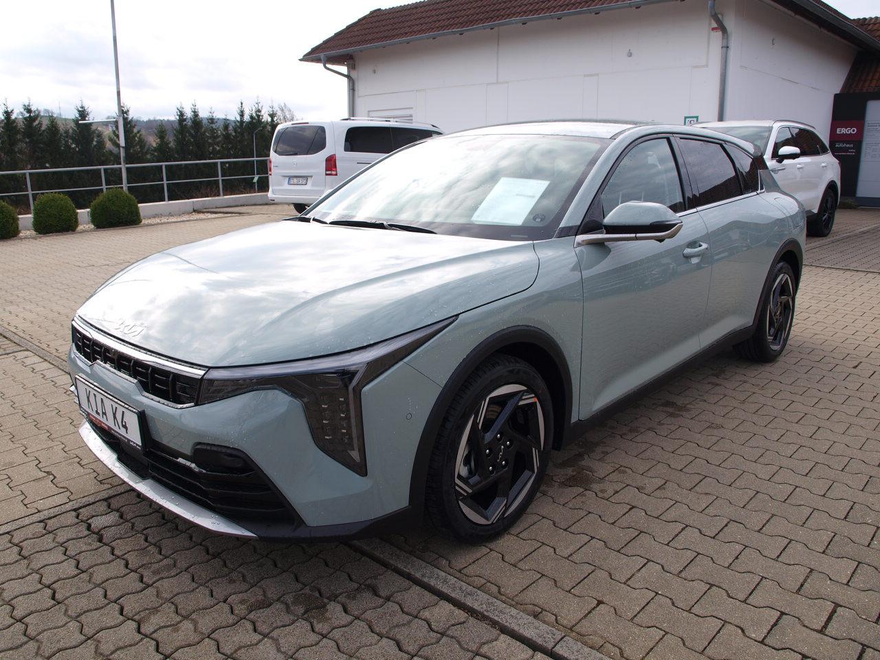 Kia K4 1.6 T-GDI 110 kW DCT SPIRIT DWP 360° SOUND