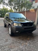 Ford  Ford Escape Maverick/2 Jahre TÜV Automat... - Ford Maverick von privat
