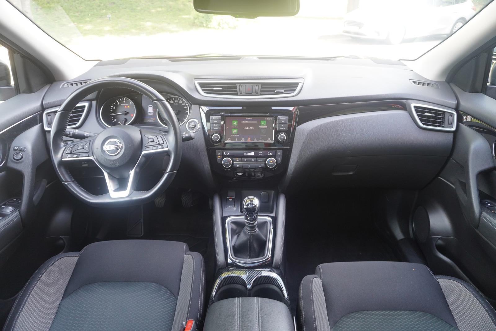 Nissan Qashqai 1.3 Acenta Navi Tempomat 360° Kamera PDC