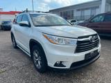 Toyota Highlander 8 Sitze Kamera Navi Leder - Toyota Highlander mit Benzin-Antrieb