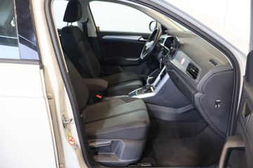 Volkswagen T-Roc 1.5 TSI Life AID+CARPLAY+LED+AHK