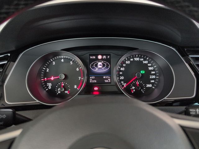 Passat Variant 1.5 TSI DSG AHK+LED+NAVI+PDC+ACC+