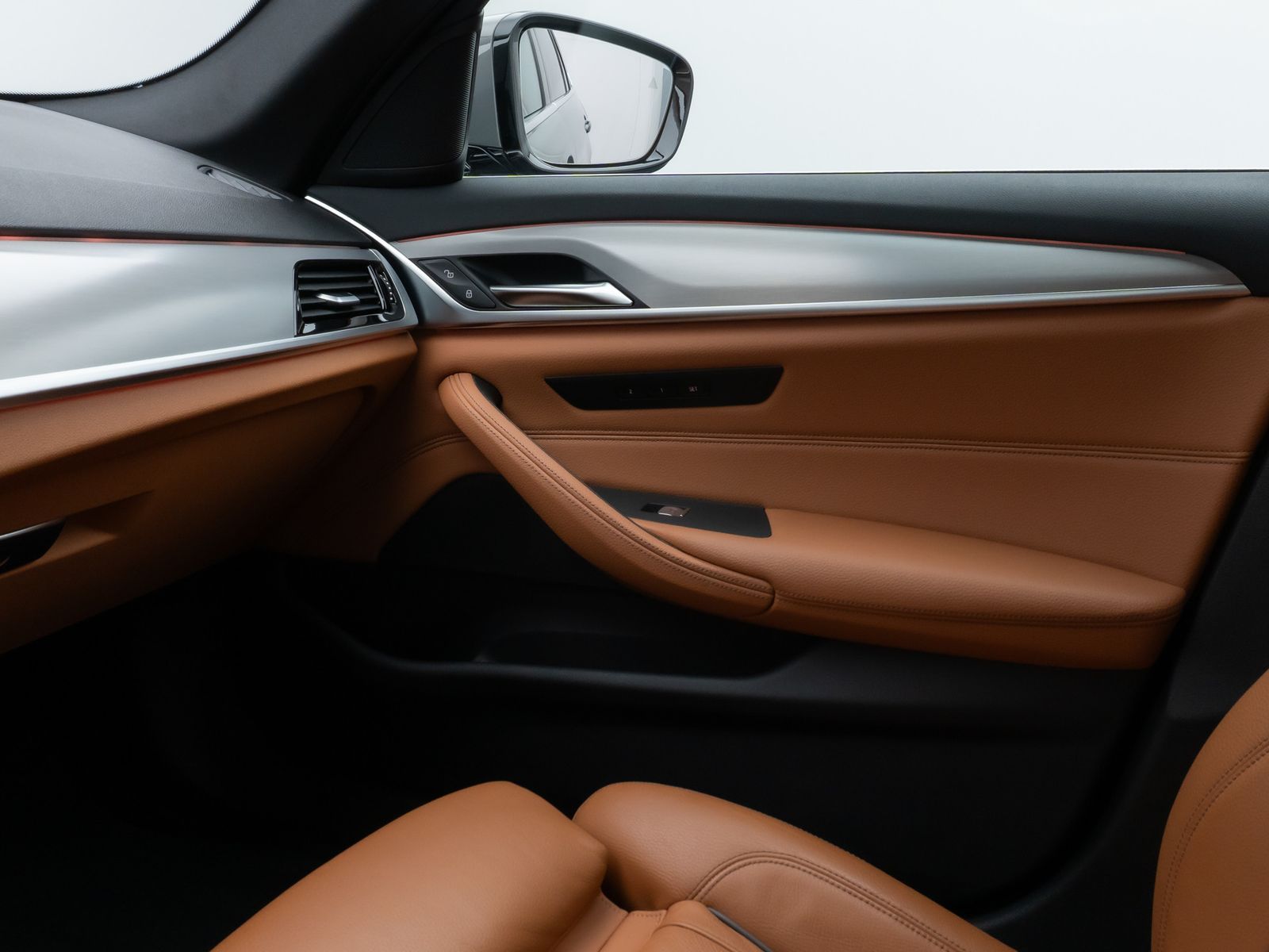 Fahrzeugabbildung BMW 530e xD M Sport HUD DAB Laser HiFi AHK Komfort
