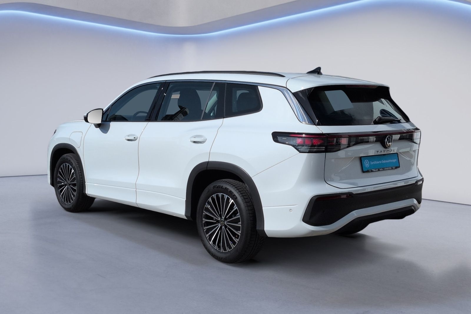 Tayron 1.5 eTSI eHybrid DSG Life AHK+NAVI+DCC