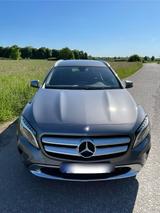 Mercedes-Benz Mercedes GLA 180 Urban - Mercedes-Benz GLA 180 in Düsseldorf