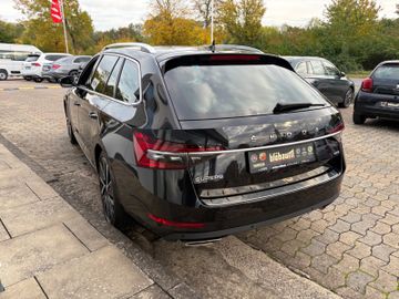 Fahrzeugabbildung SKODA Superb Combi 2.0 TSI L&K 4x4 DSG Pano AHK uvm