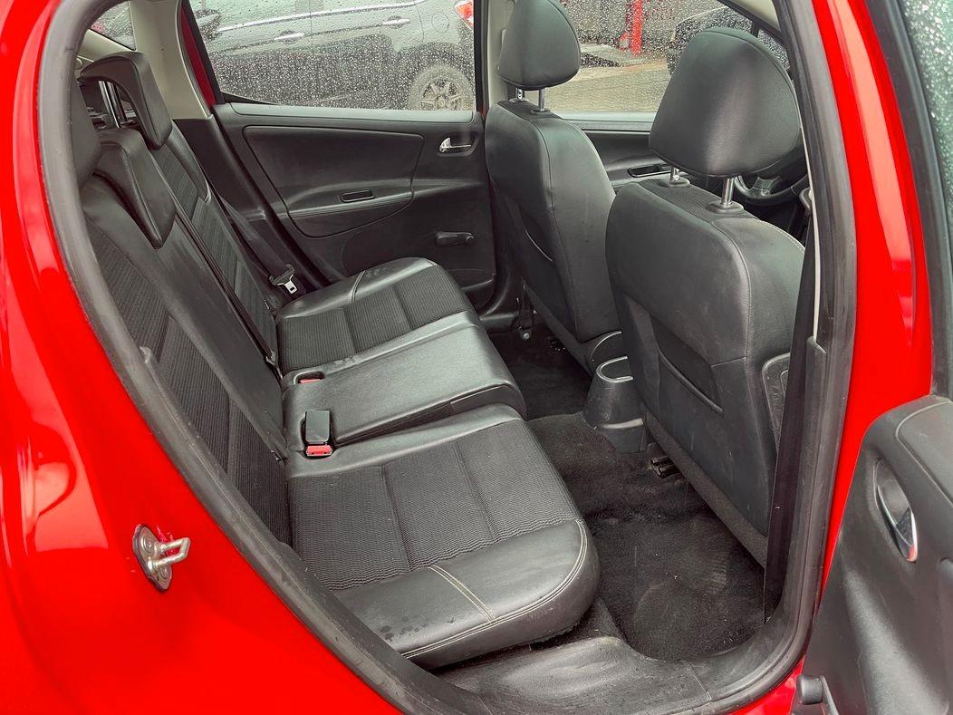Peugeot 207 2012 — photo 13