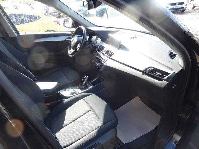 Fahrzeugabbildung BMW X1 xDrive 18d Advantage/1.Hd/Navi/AHK/LED/150PS