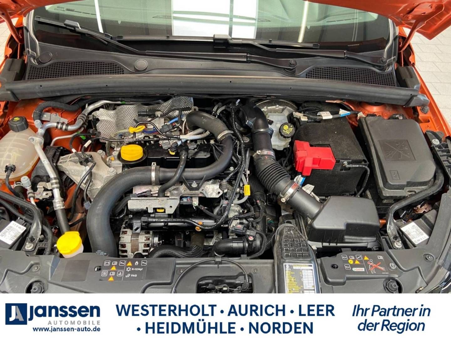 Fahrzeugabbildung Renault CLIO ZEN TCe 90