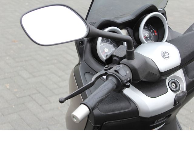 Yamaha X-Max 250 ABS +ARROW