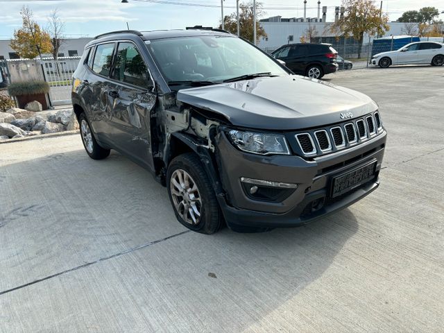 Jeep Compass 1.3 T-GDI 96kW Longitude