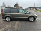 Ford Galaxy 2,0 TDCi 120kW DPF Titanium - Ford Galaxy: Automatik