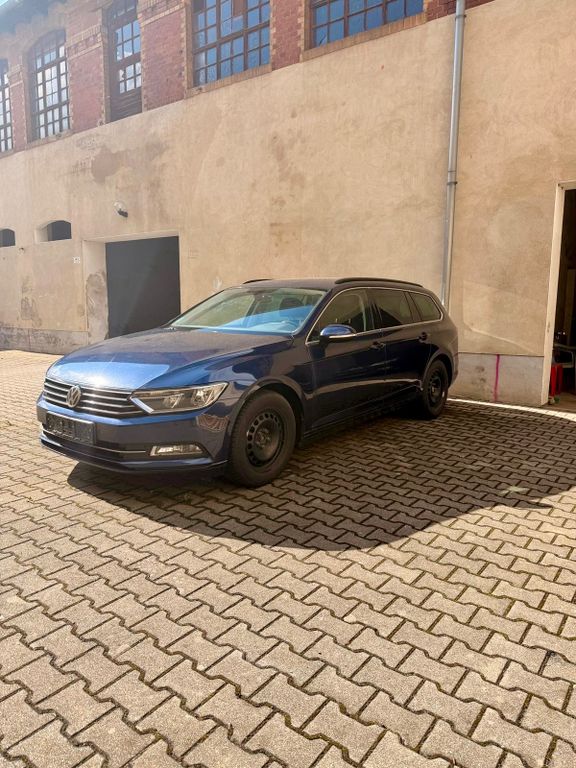 Image of Volkswagen Passat