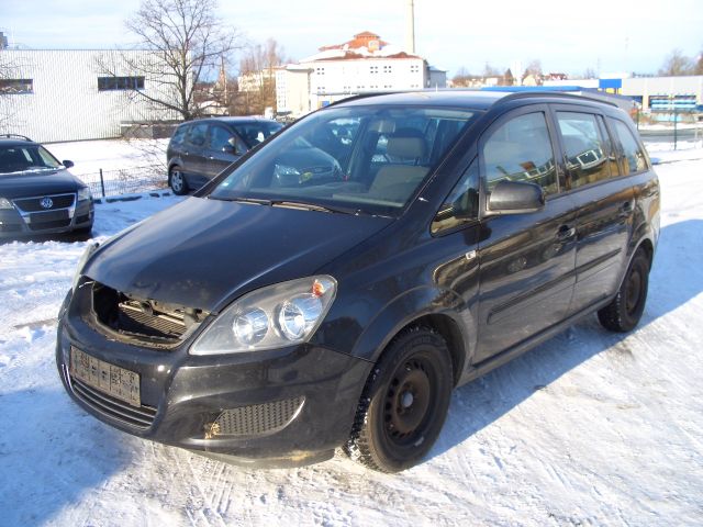 Opel Zafira B Family