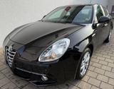 Alfa Romeo Giulietta Turismo Klimaaut,Navi,Temp,Alu,PDC,Mfl - Alfa Romeo Giulietta mit Diesel-Antrieb