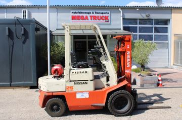 NISSAN 25 G Seitenschieber Zwillingsbereifung