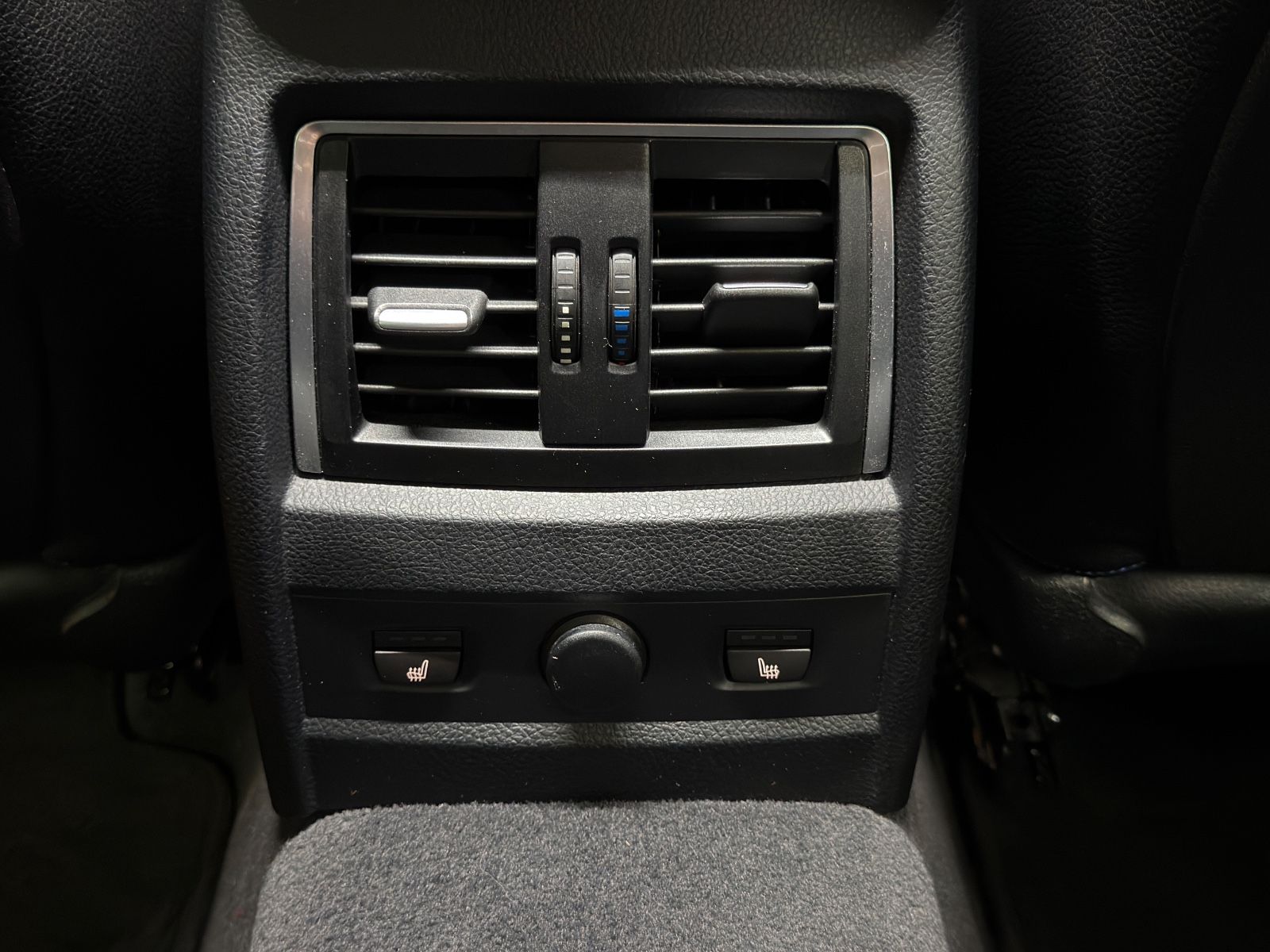 Fahrzeugabbildung BMW 340i GT xDrive M Sport|LEDER|NAVI|HEAD-UP|AHK|