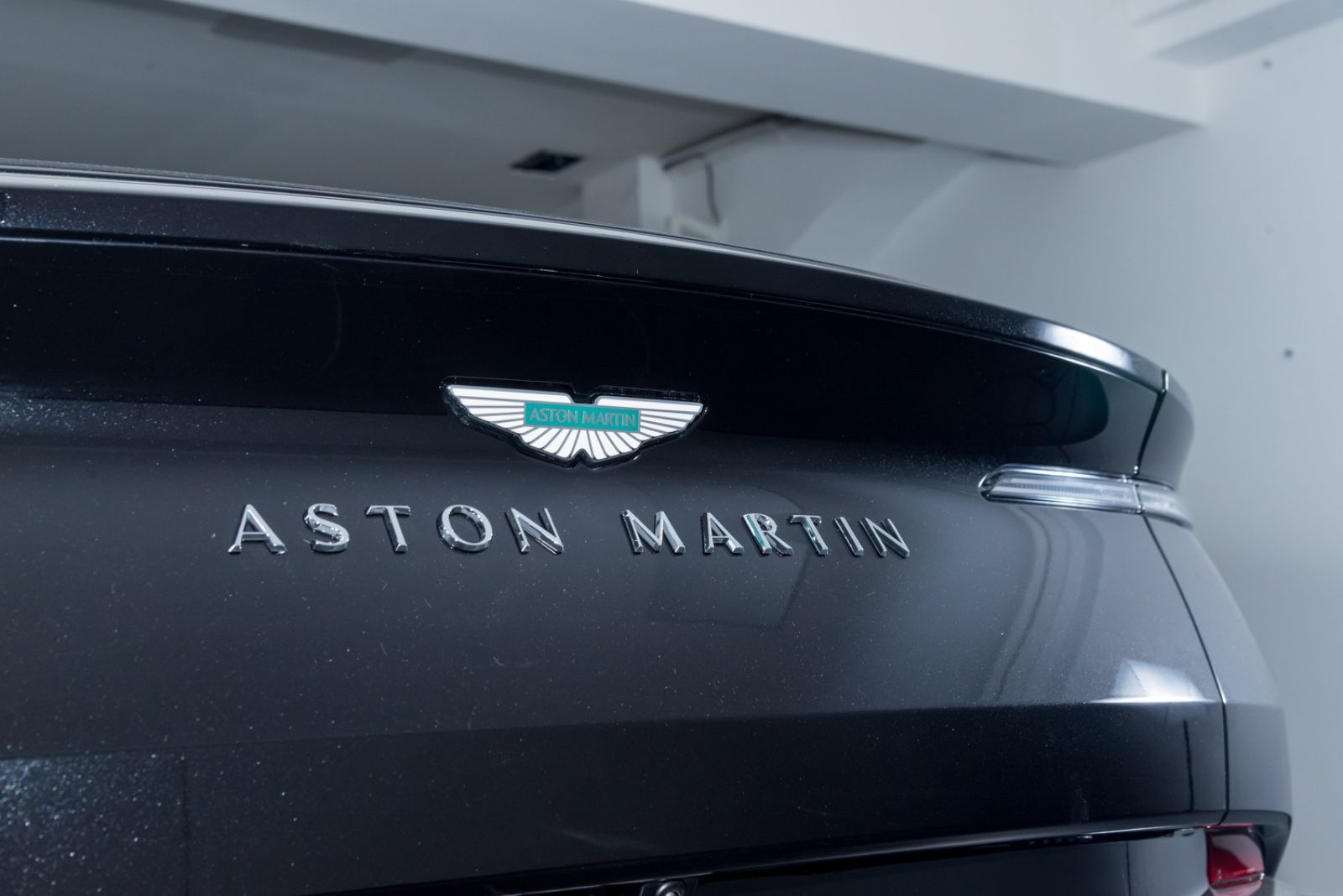 Aston Martin DB12 4.0 V8 imagem 2