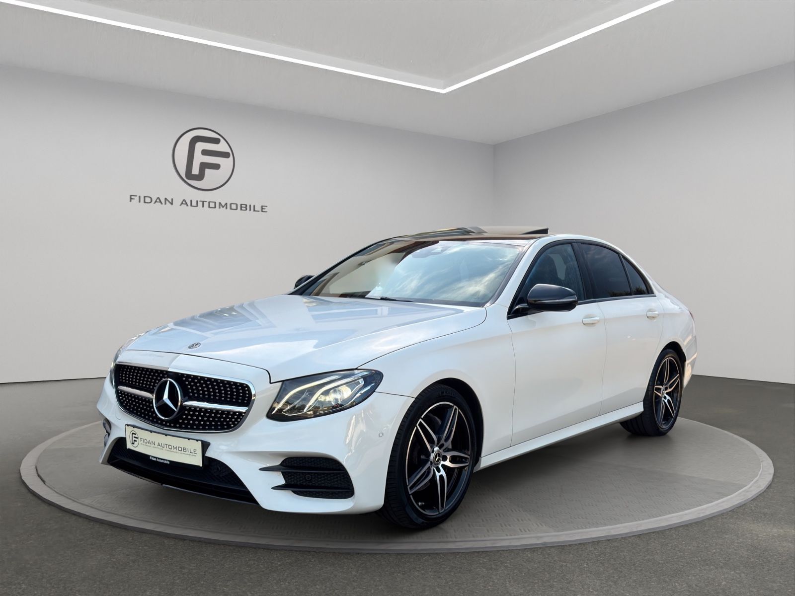 MERCEDES-BENZ E 200d Lim. AMG-Line Wide*RoteGurt*SD*Kamera*App