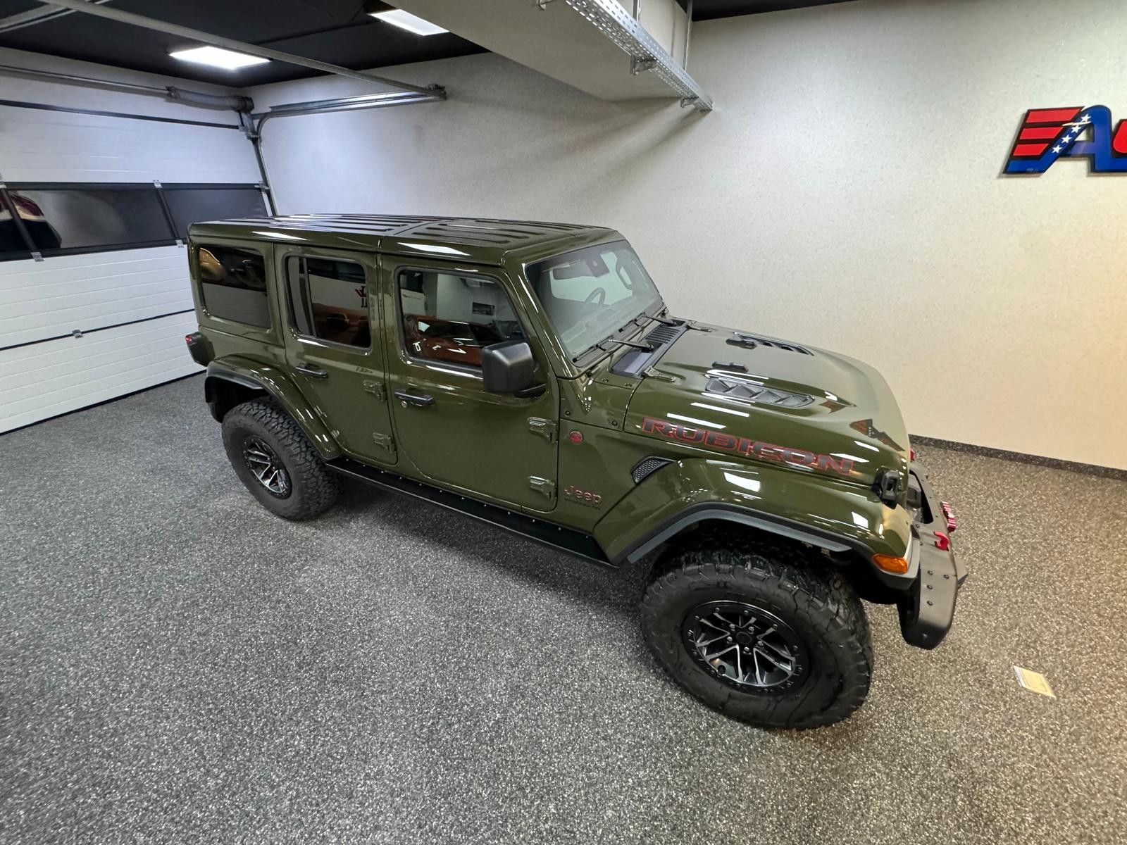 Fahrzeugabbildung Jeep WRANGLER RUBICON X 3.6L-V6 SEILWINDE-AHK-