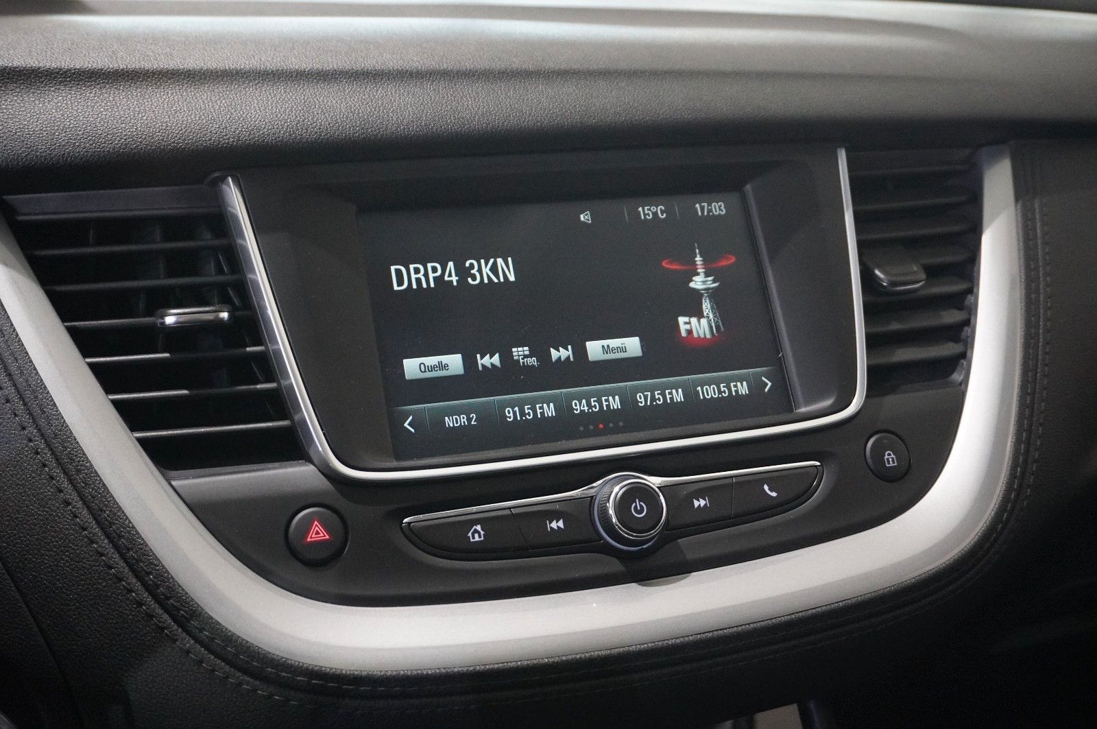 Fahrzeugabbildung Opel Grandland (X) 1.5D  EDIT. NAVI/LED/KAMERA/SH/AHK