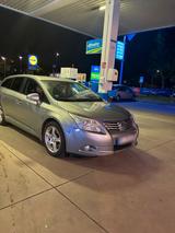Toyota Avensis - Toyota Avensis in Mannheim