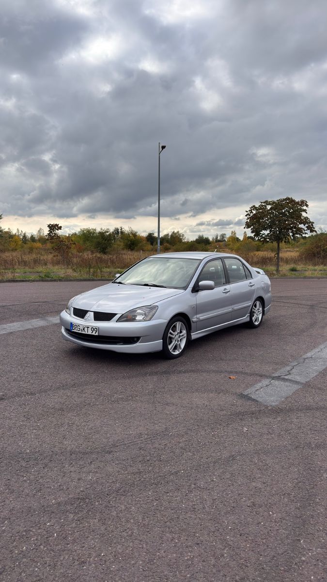 Mitsubishi Lancer 2.0 Intense
