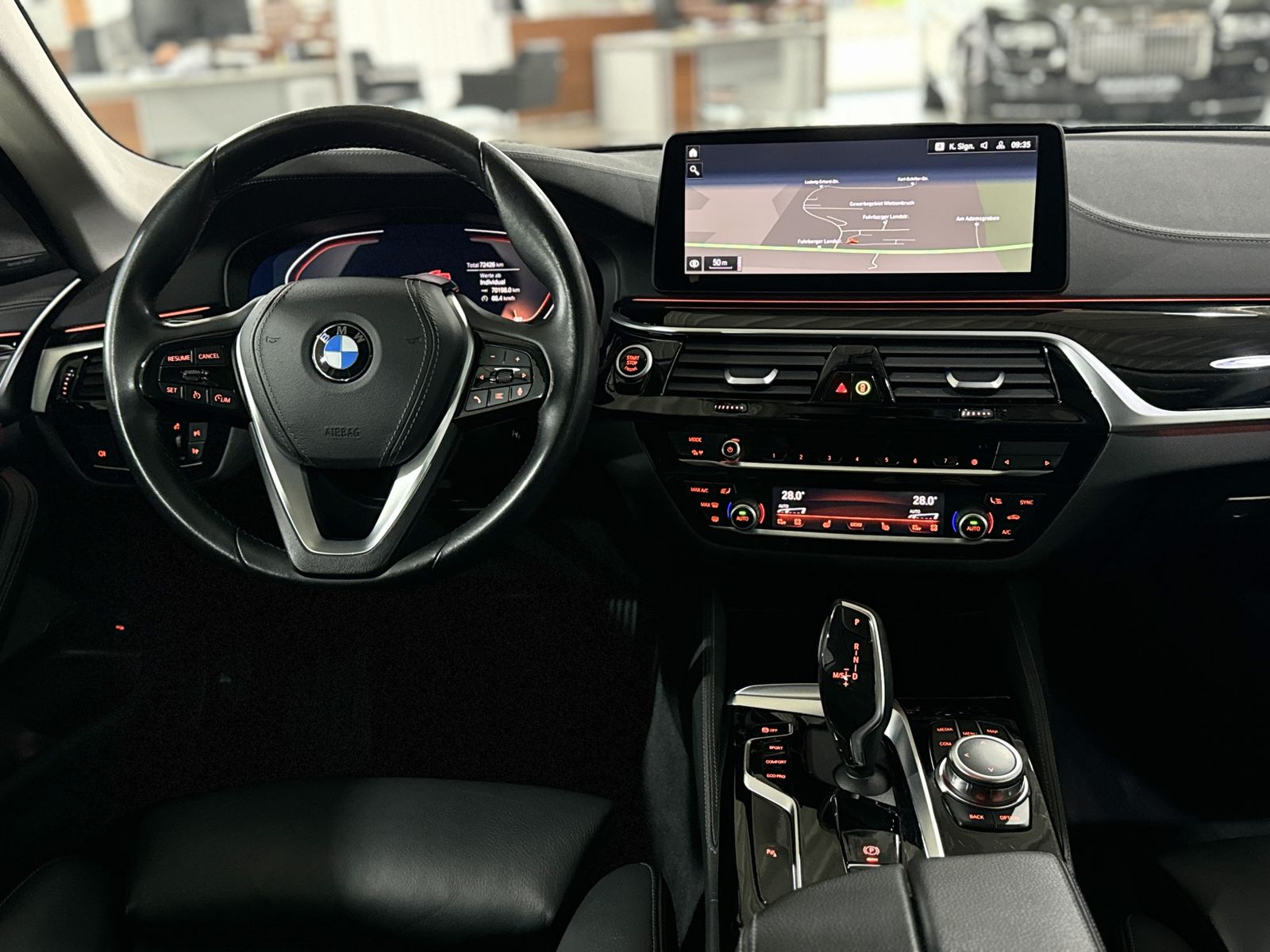 Fahrzeugabbildung BMW 540d xD Luxury Line Panorama Kamera Massage H/K