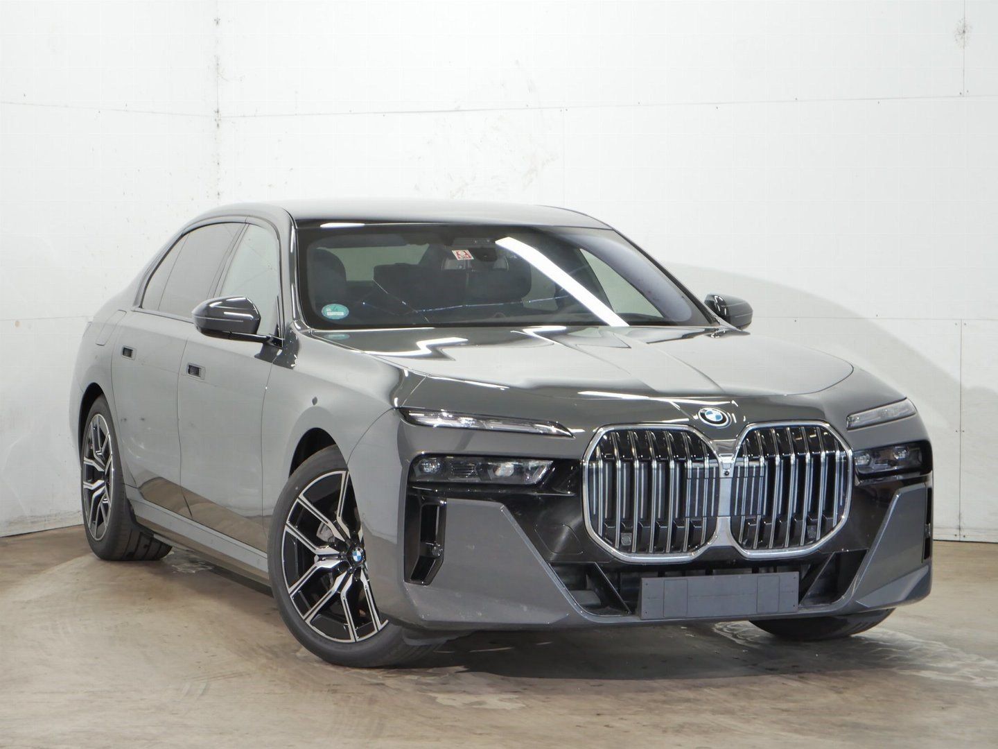 BMW 750 - Bild 3